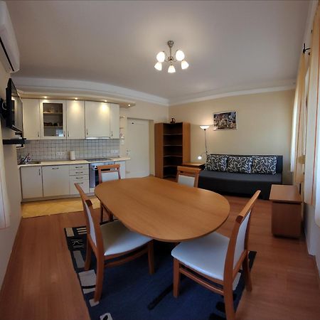 Апартаменты Frank Apartmanhaz Балатонбоглар Экстерьер фото