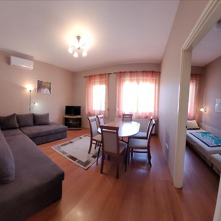 Апартаменты Frank Apartmanhaz Балатонбоглар Экстерьер фото