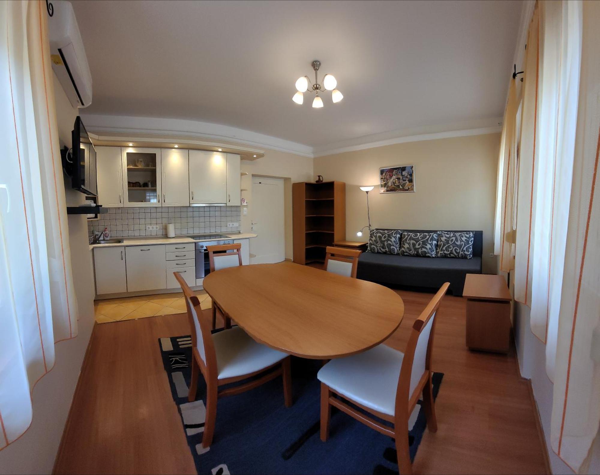 Апартаменты Frank Apartmanhaz Балатонбоглар Экстерьер фото