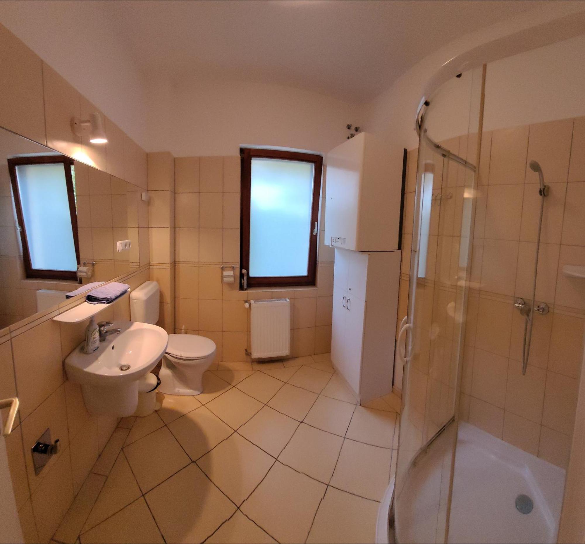 Апартаменты Frank Apartmanhaz Балатонбоглар Экстерьер фото